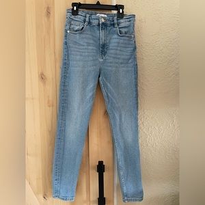 Zara Jeans